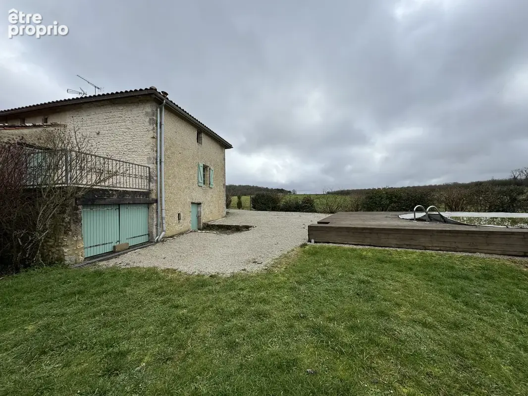 Maison 116 m² à Bessac  - photo 196