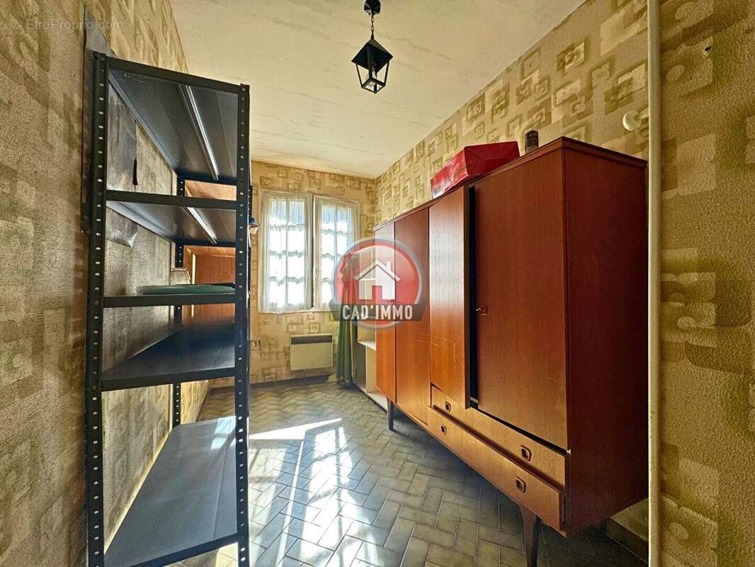 Maison à COUZE-ET-SAINT-FRONT