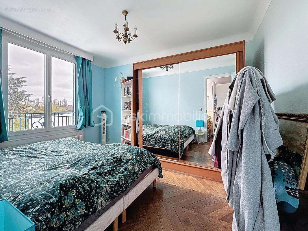 Maison à SARTROUVILLE