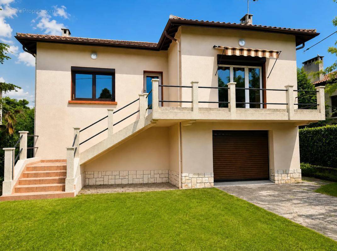 Maison à VILLENEUVE-SUR-LOT