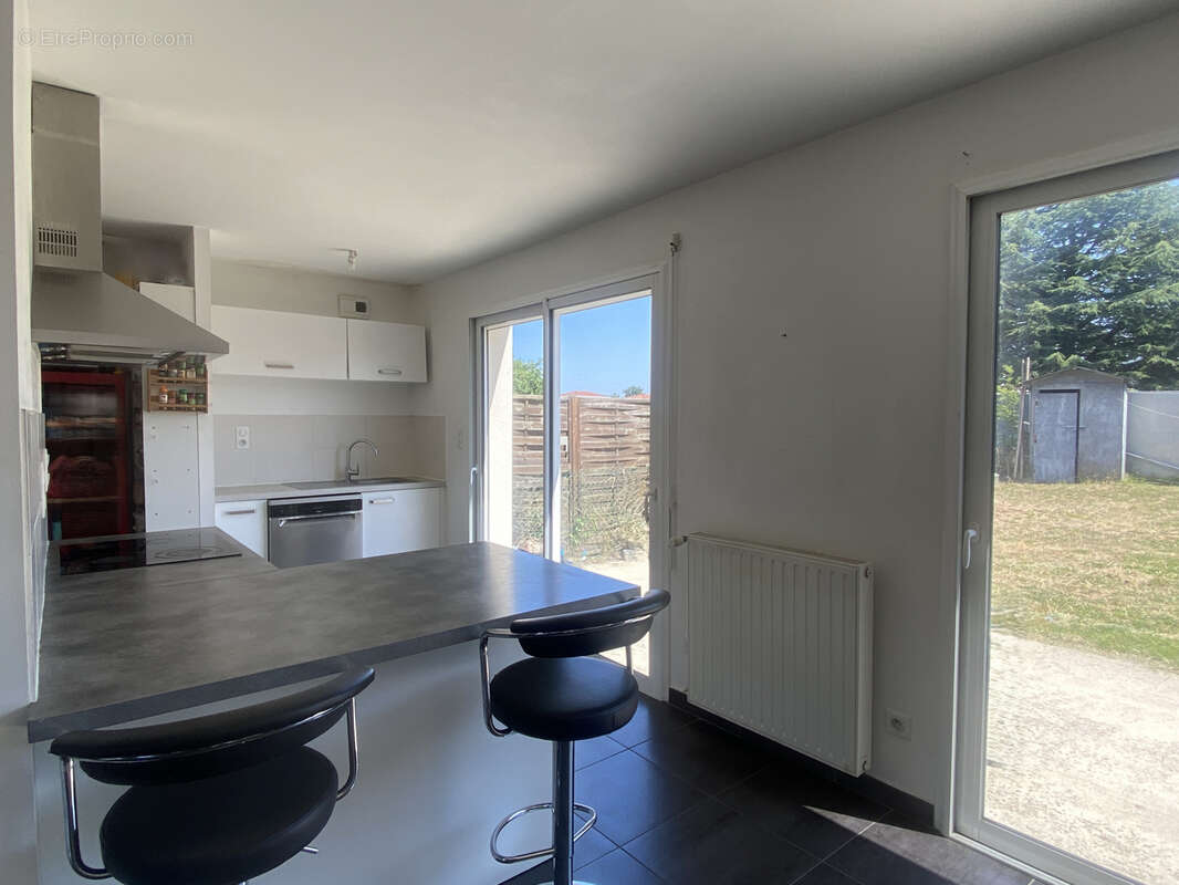 Maison à SAINT-SEBASTIEN-SUR-LOIRE