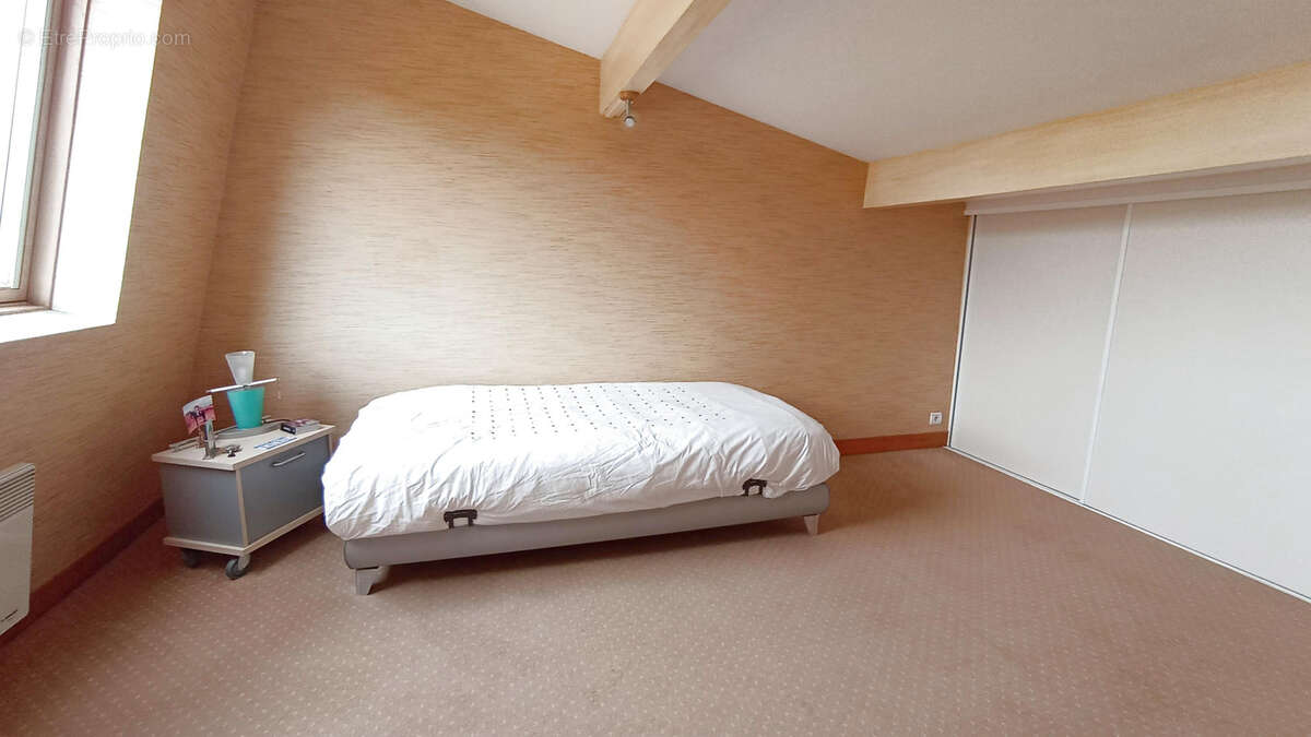 Appartement à VILLE-D'AVRAY