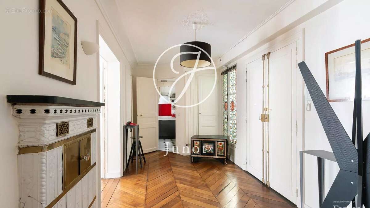 Appartement à PARIS-4E