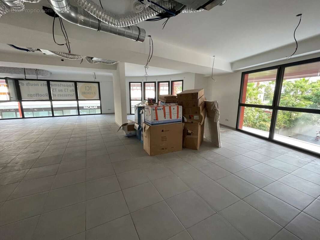 Bureau neuf liberation - photo 5