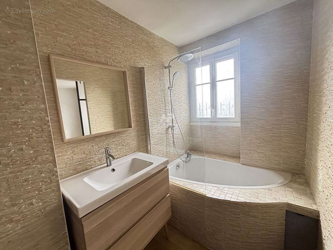 Appartement à PONTOISE