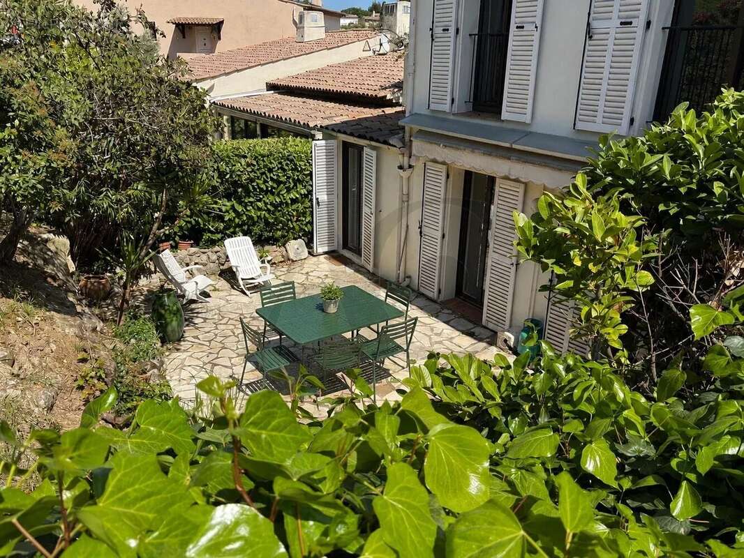Appartement à VILLENEUVE-LOUBET