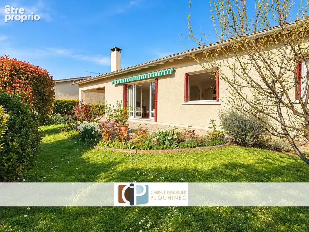 Opportunité rare à Mâcon : Maison entièrement de plain pied à vendre. - photo 2