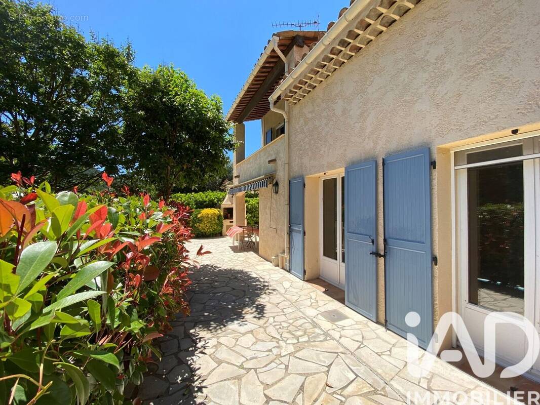 Photo 1 - Maison à MANDELIEU-LA-NAPOULE