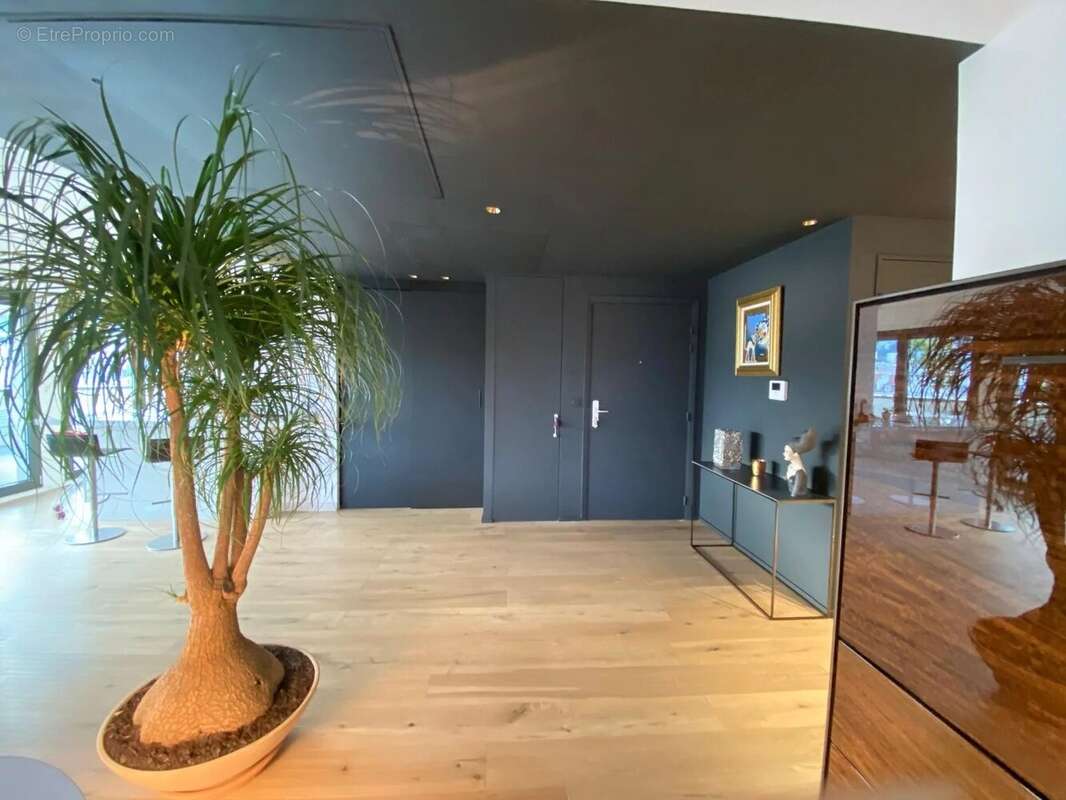 Penthouse d'exception de 149 m² avec terrasse panoramique, jacuzzi au Carré d'Or – Nice - photo 2