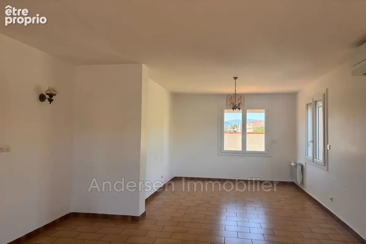 Maison 5 pièces 96 m² à vendre à Palau-Del-Vidre (66690) - photo 2