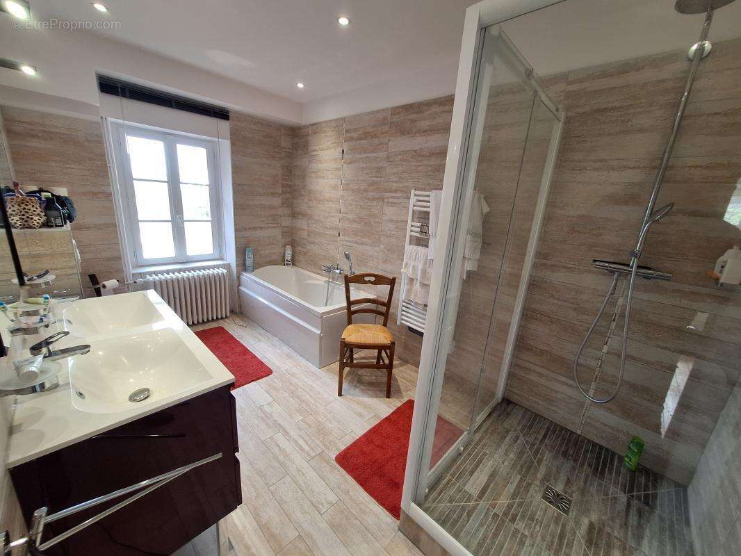 Maison à LOCQUIREC