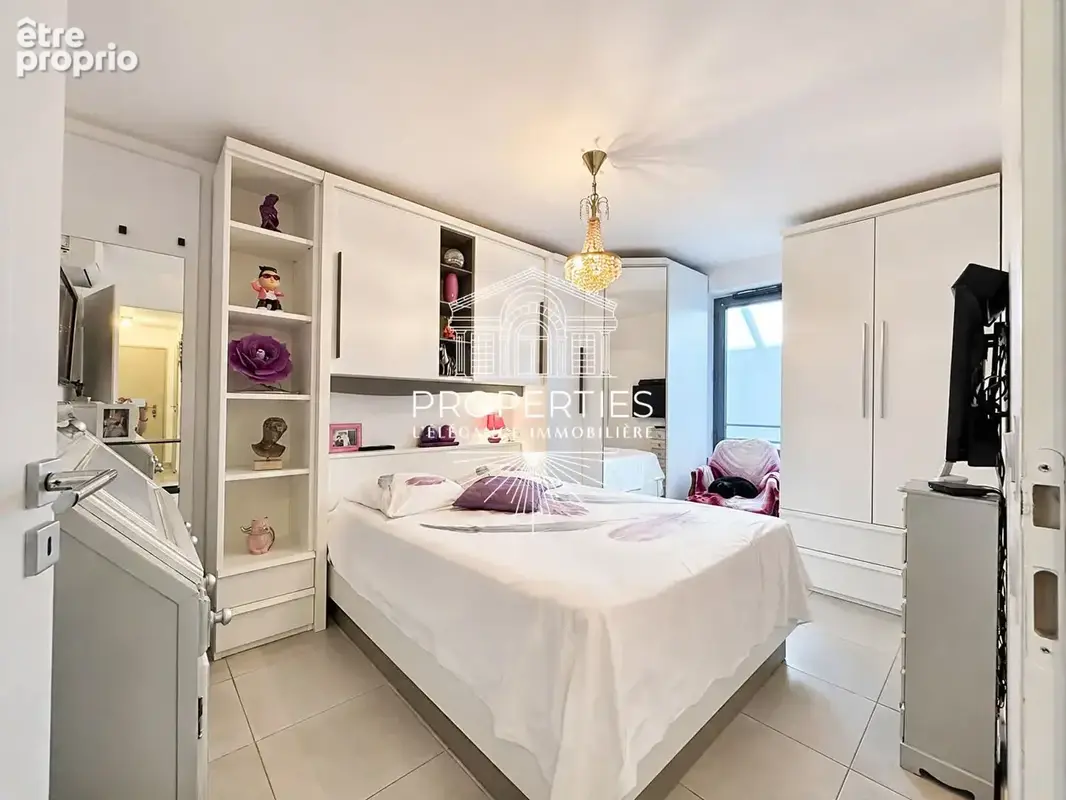Le lavandou - t3 de 2015 - 65 m² - ascenseur - terrasse - parking - photo 6