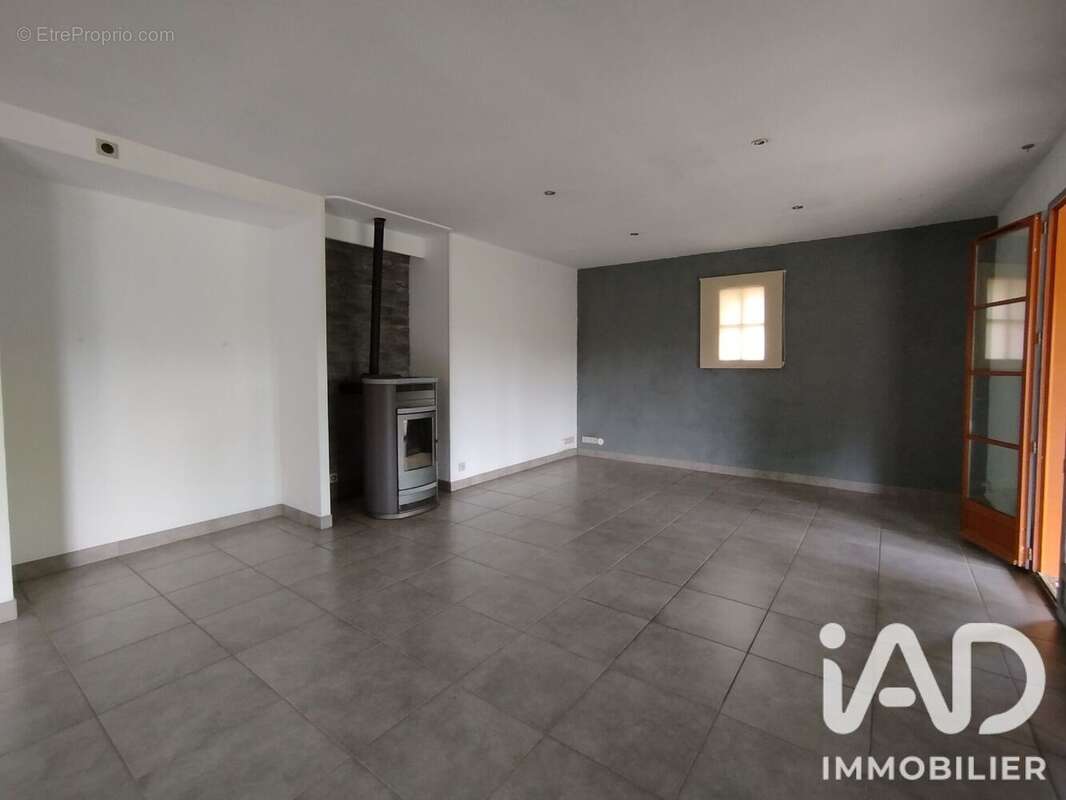 Maison 180 m² à Cressensac  - photo 6