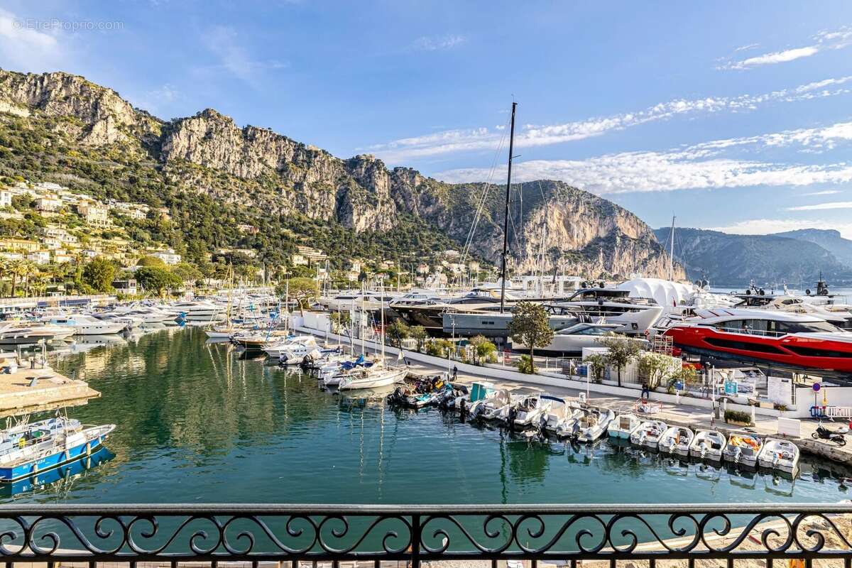 Appartement à BEAULIEU-SUR-MER
