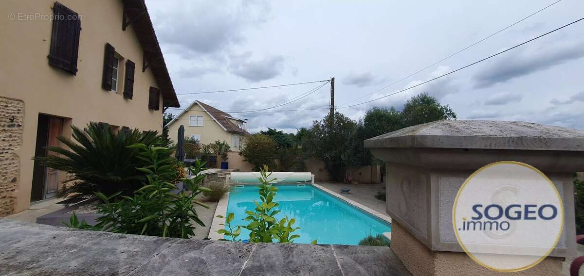 Maison à AMOU