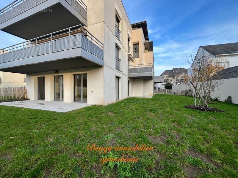 Appartement à SAINT-CYR-SUR-LOIRE