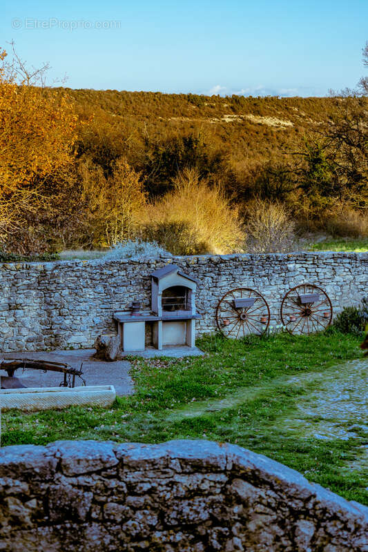 Maison à SAINT-MARTIN-DE-CASTILLON