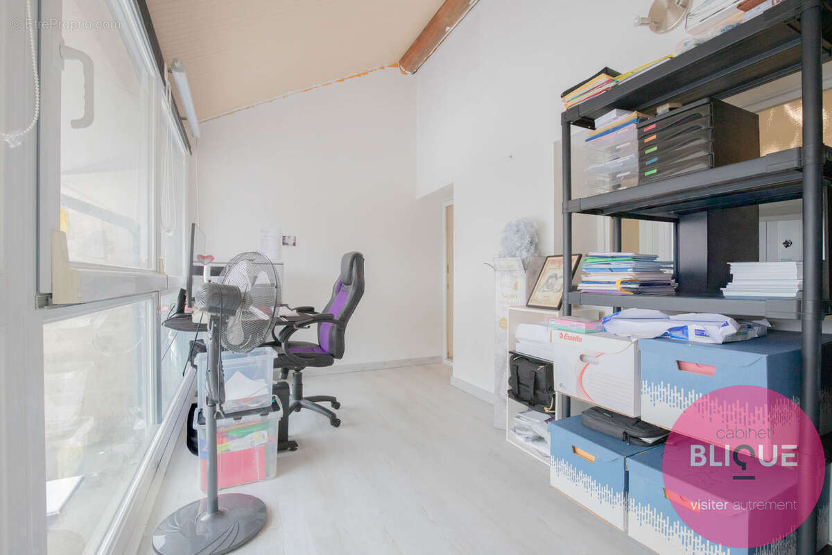 Maison à THEZEY-SAINT-MARTIN