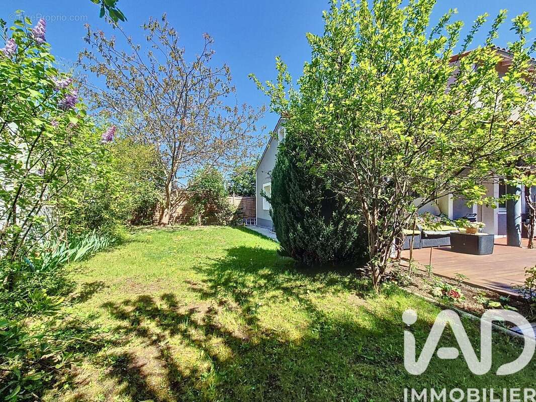 Photo 2 - Maison à VALS-PRES-LE-PUY