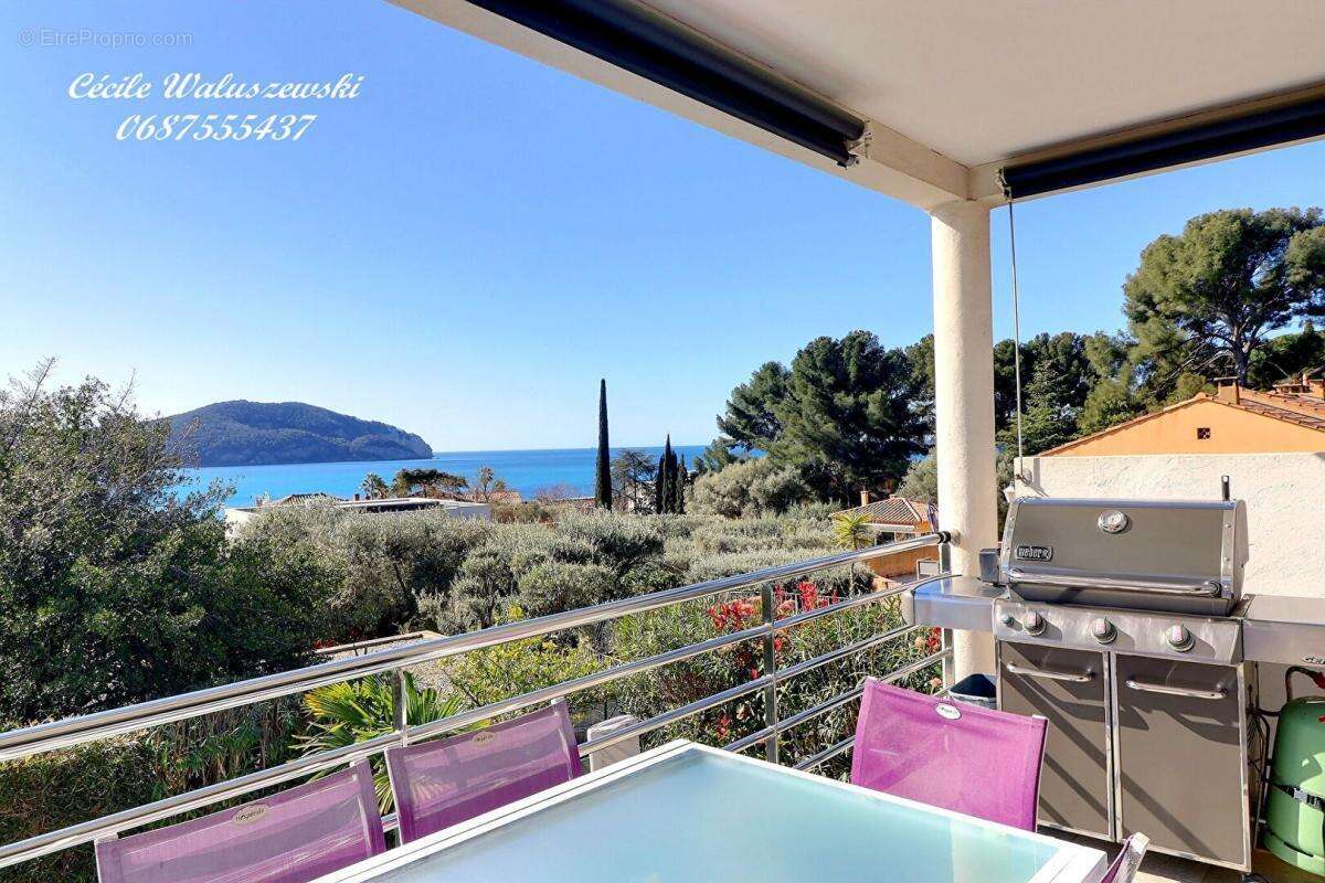 Maison à SAINT-CYR-SUR-MER