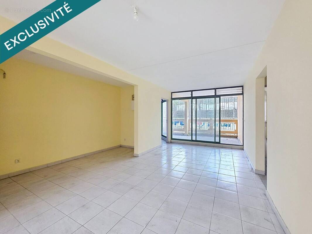 Photo 1 - Appartement à POINTE-A-PITRE