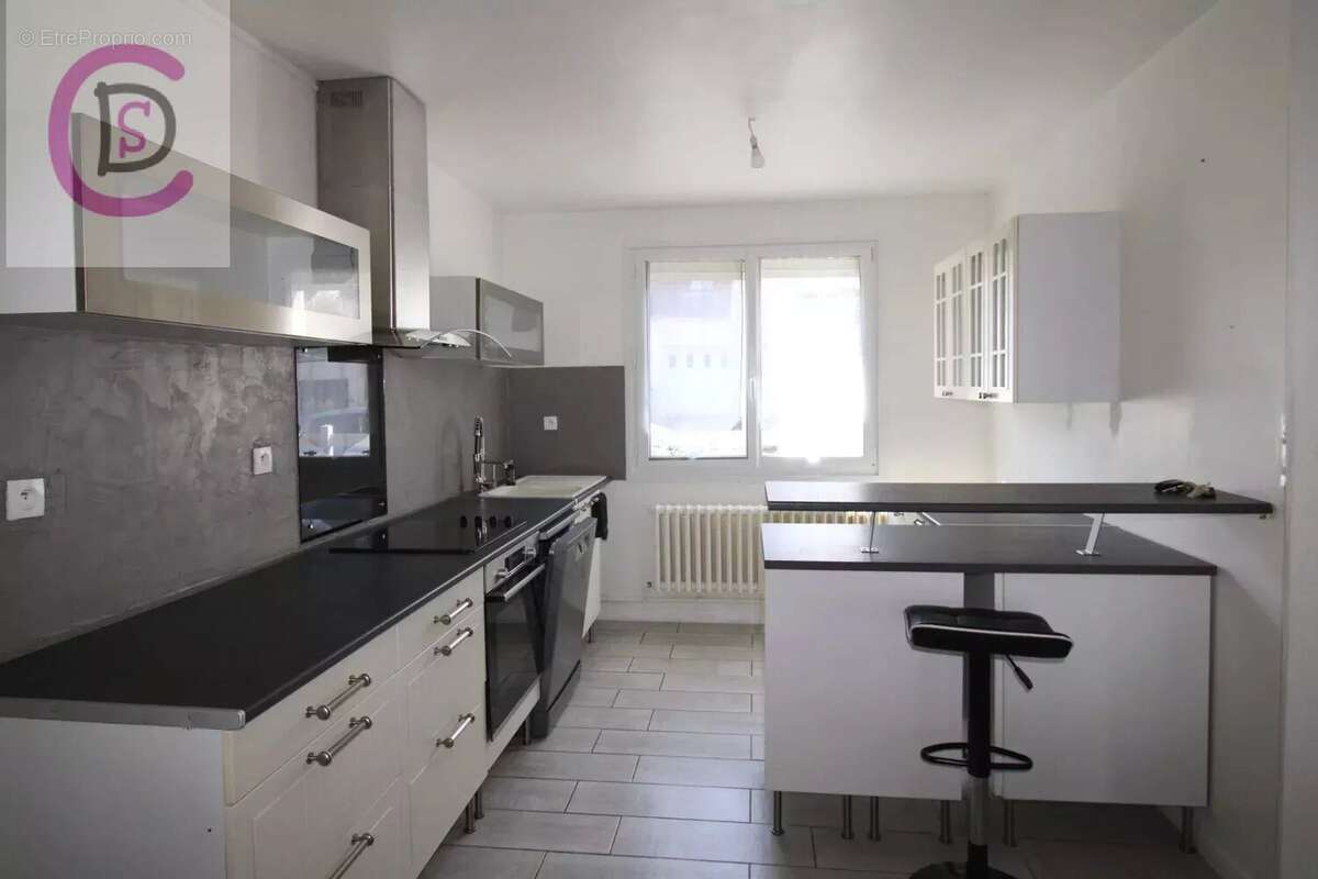 Maison à EQUEURDREVILLE-HAINNEVILLE