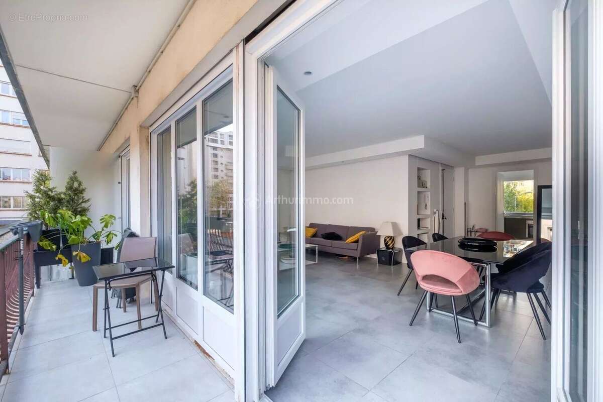 Appartement à LYON-6E
