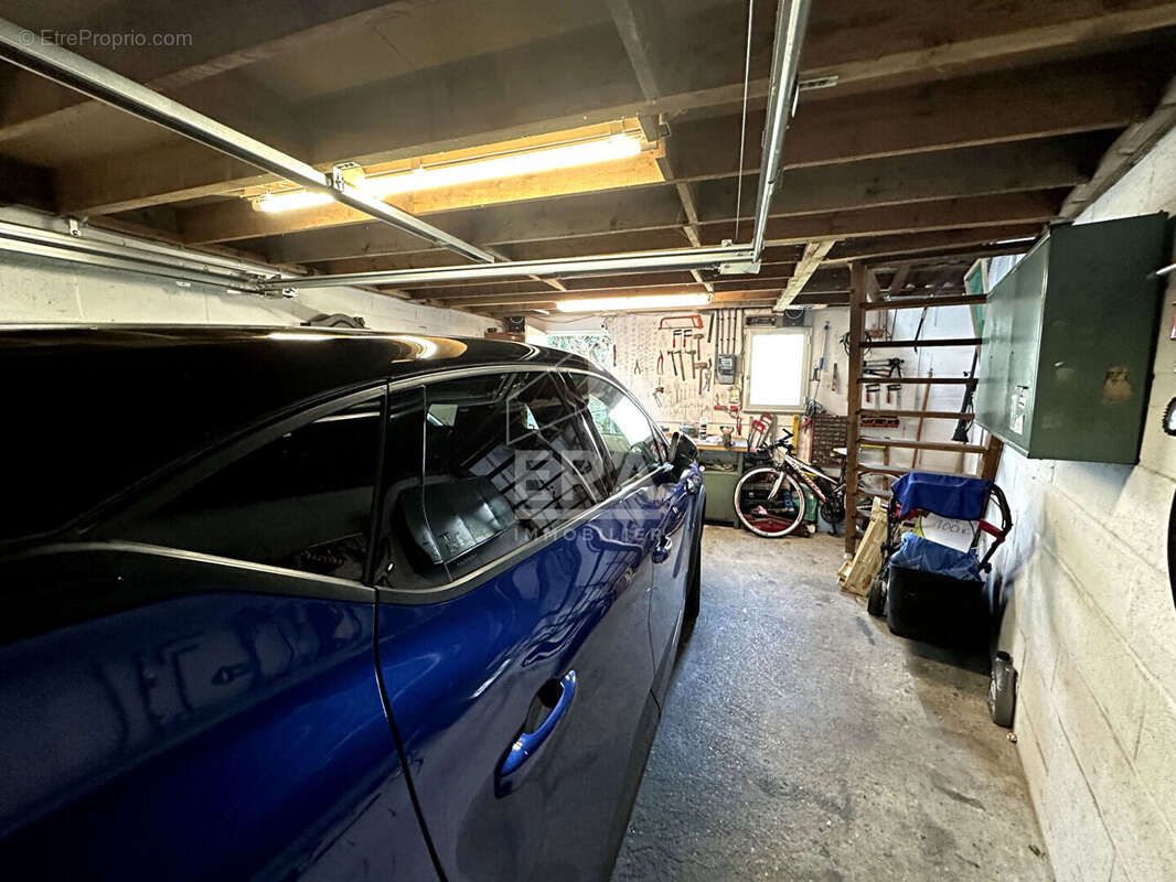 Maison à VILLENEUVE-LA-GUYARD