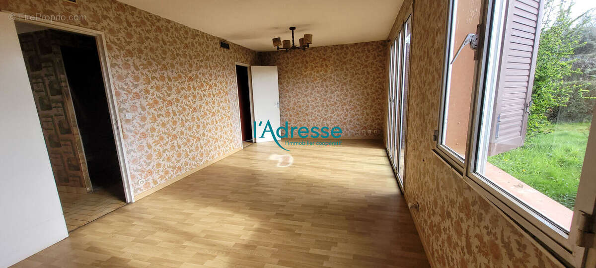 Maison à SION-LES-MINES