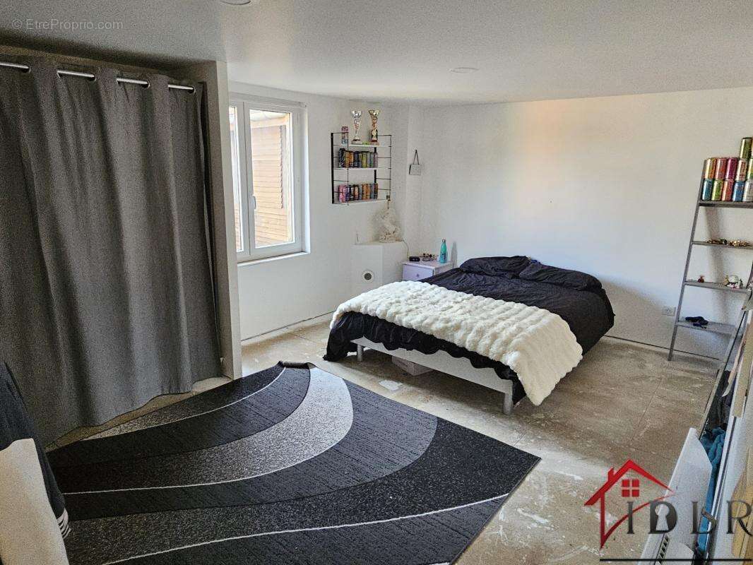 Maison à ECLARON-BRAUCOURT-SAINTE-LIVIERE