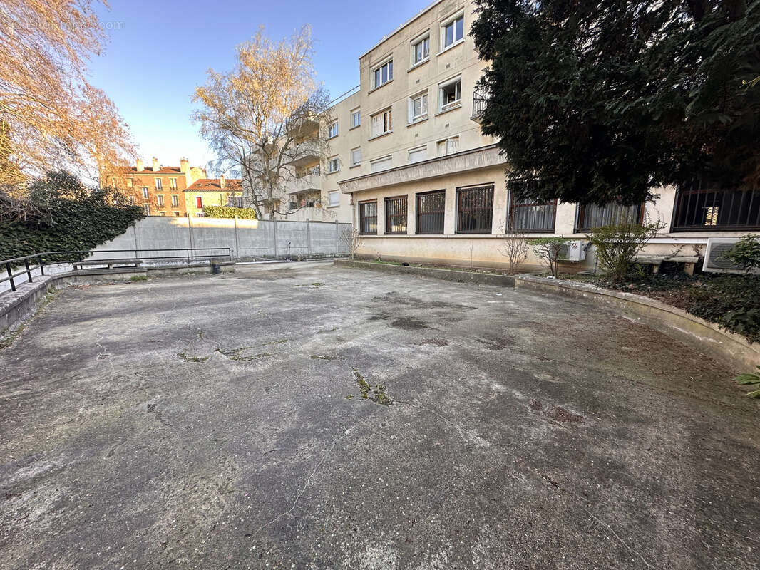 Autre à VAIRES-SUR-MARNE