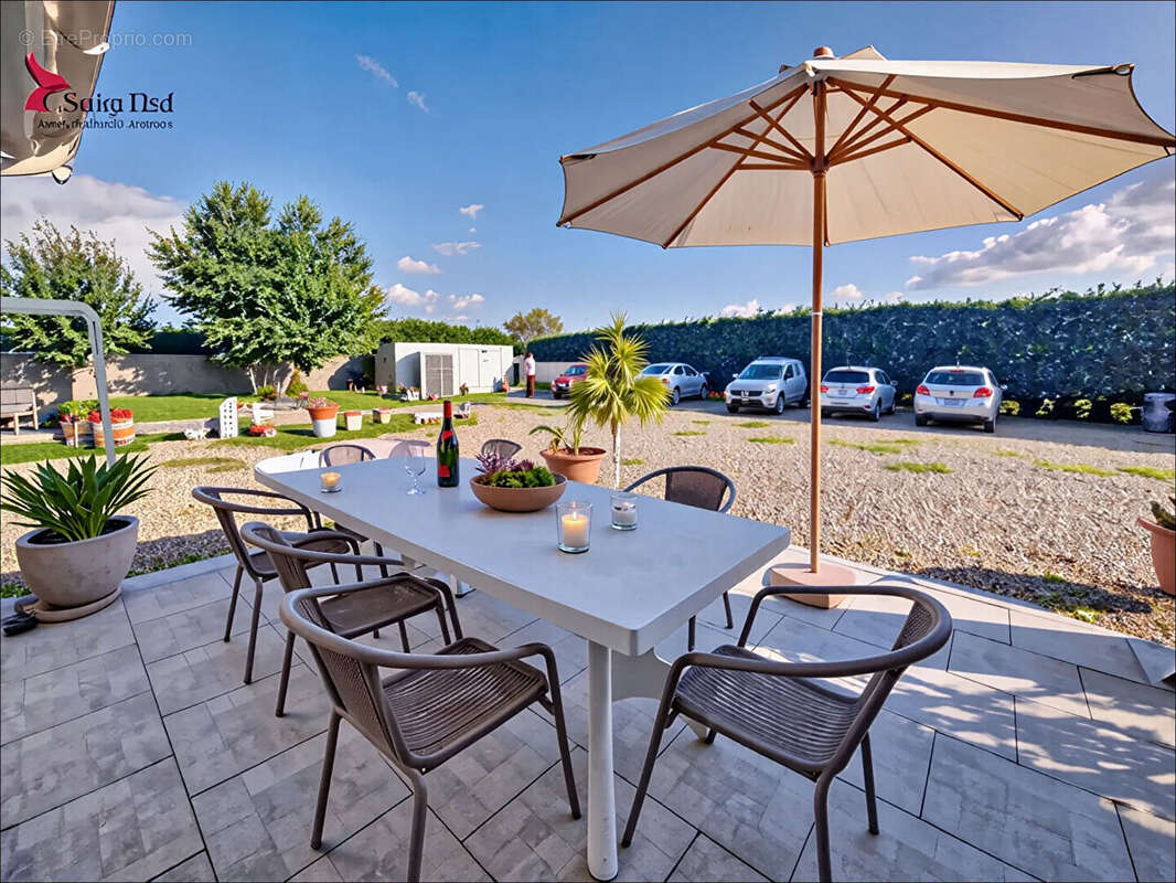 Maison à SURY-LE-COMTAL