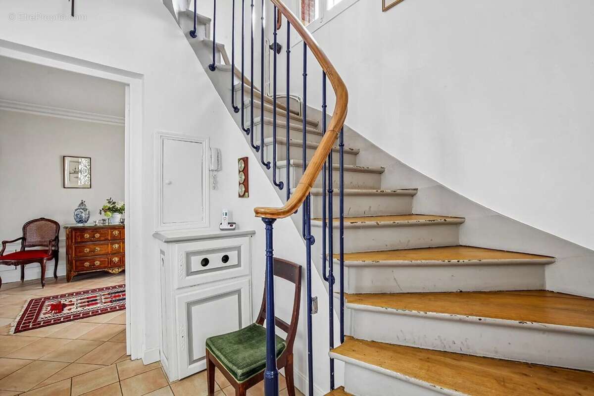 Le vesinet - maison de charme - 6 chambres - 155 m² au sol - terrain 572 m² - 5 mn rer - photo 10