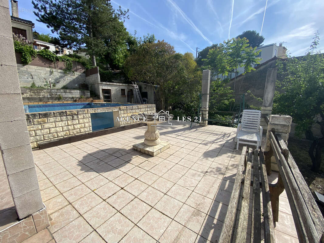 Maison à MARSEILLE-10E