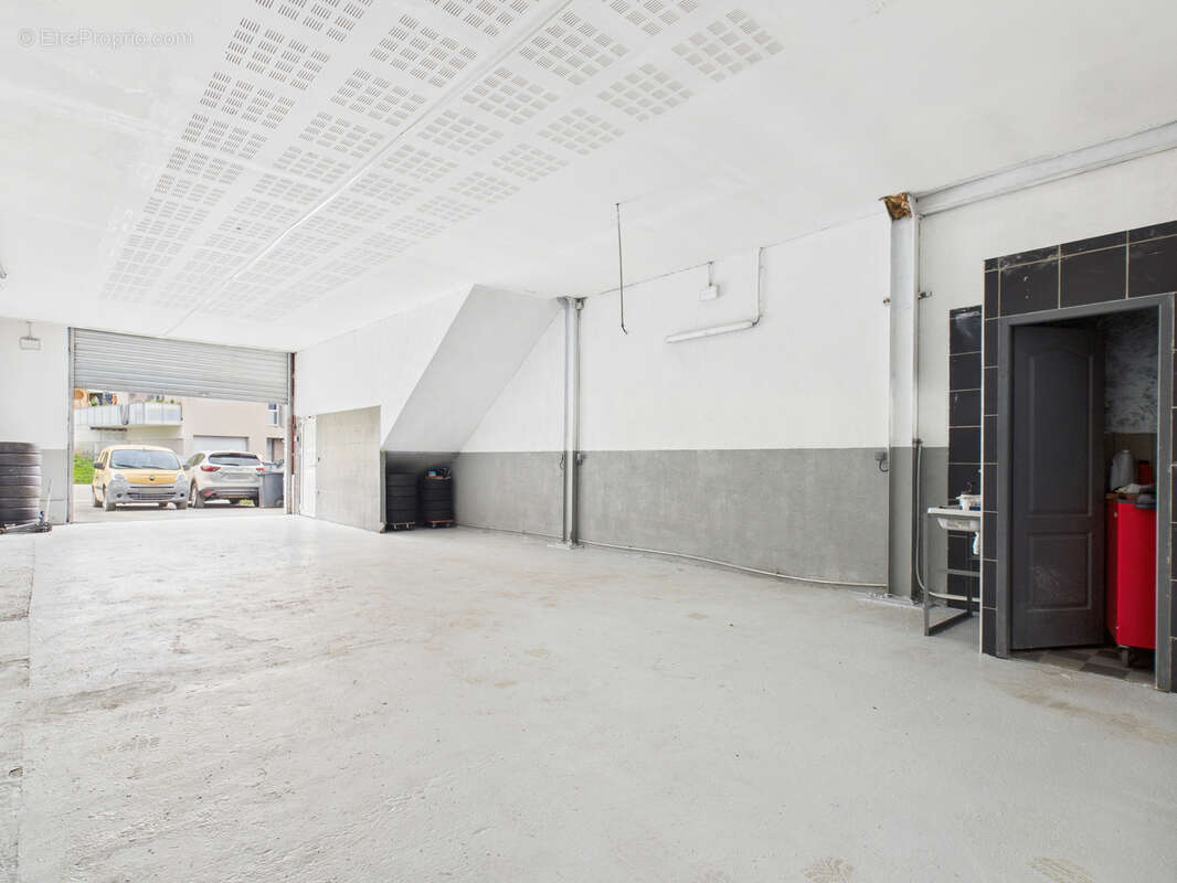 Commerce à LE BOURGET-DU-LAC