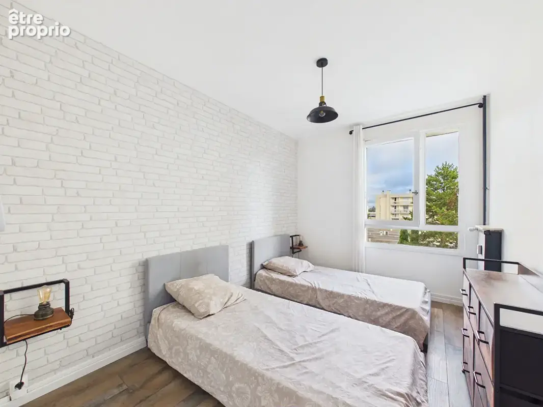 Appartement entièrement rénové T4 de 71 m2 avec balcon et cave - photo 12