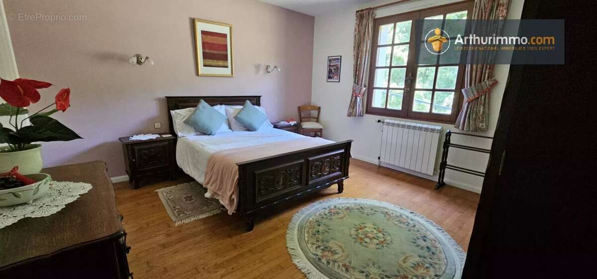 Maison à FOUGAX-ET-BARRINEUF