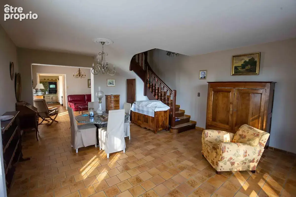 Maison Montfavet 9 pièce(s) 280 m2 - photo 6