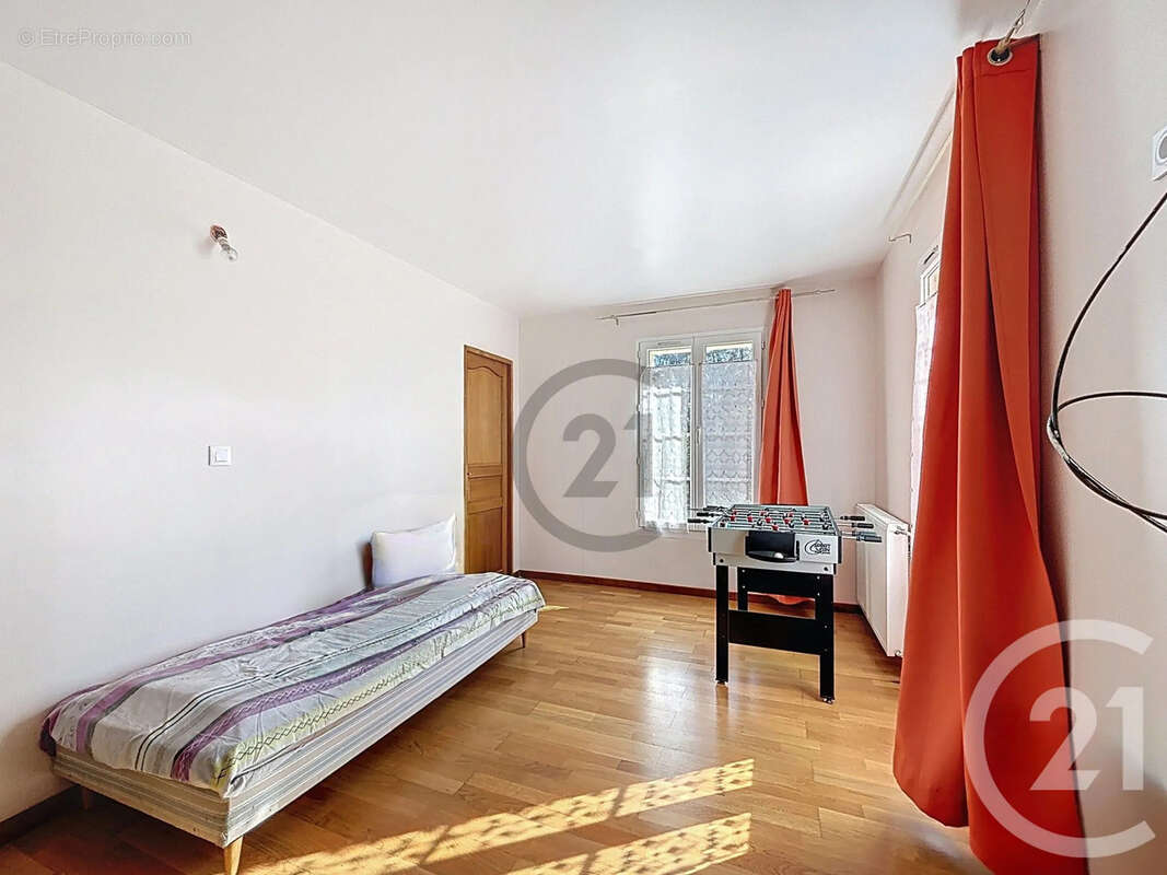 Maison 177 m² à Sancy-Les-Provins  - photo 9