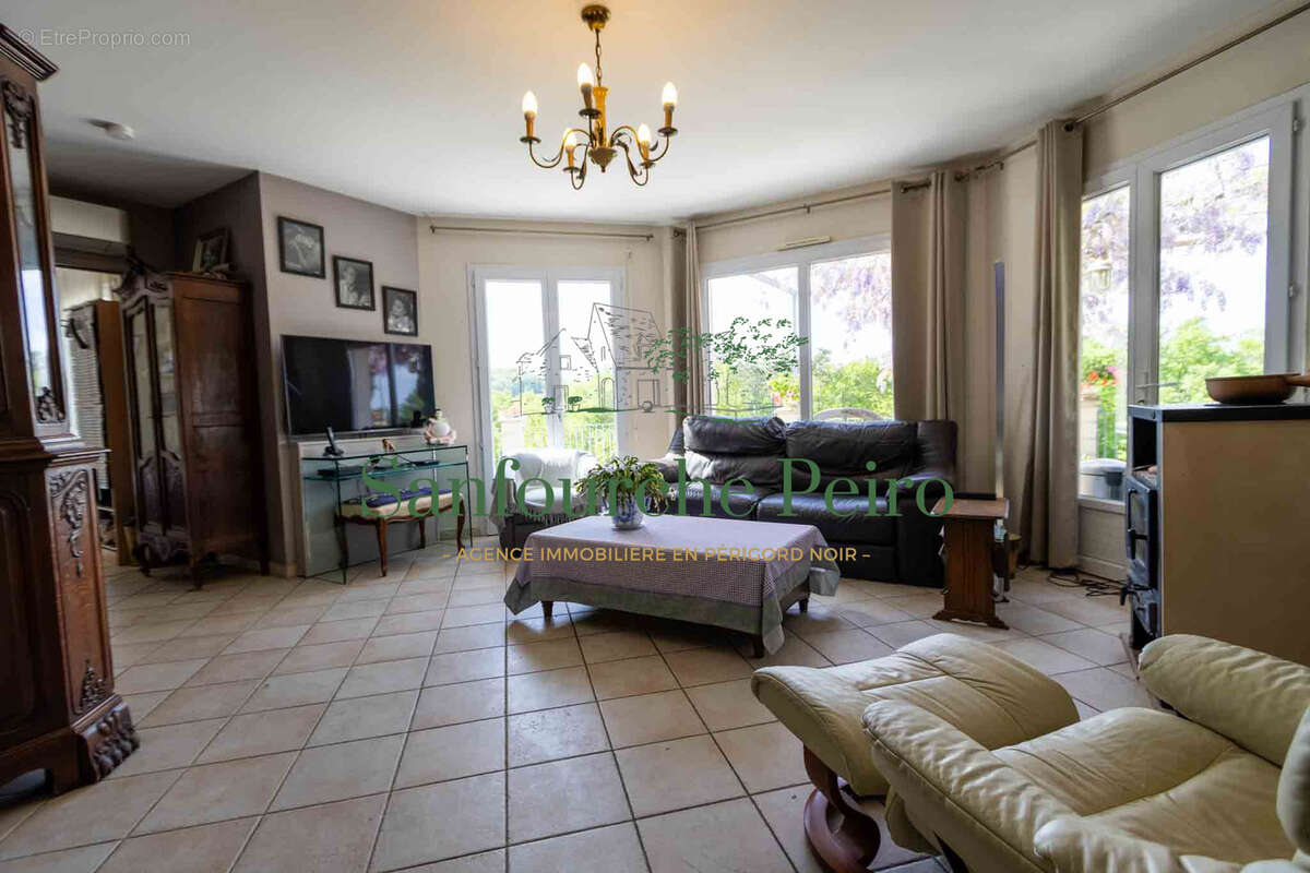 Maison à SARLAT-LA-CANEDA