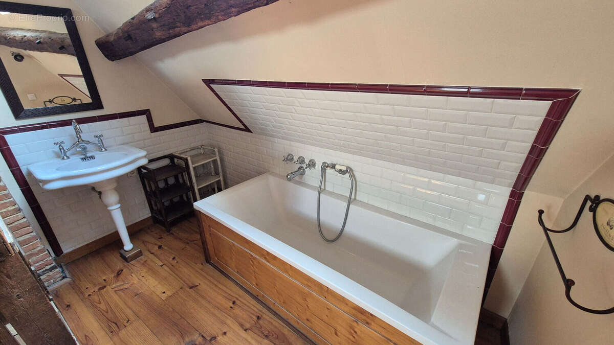 Appartement à BRIE-COMTE-ROBERT