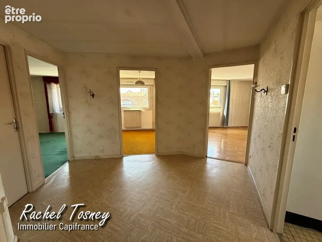 Appartement  belfort - beau potentiel pour ce t4 traversant de 94m² -  balcon et garage !! - photo 4