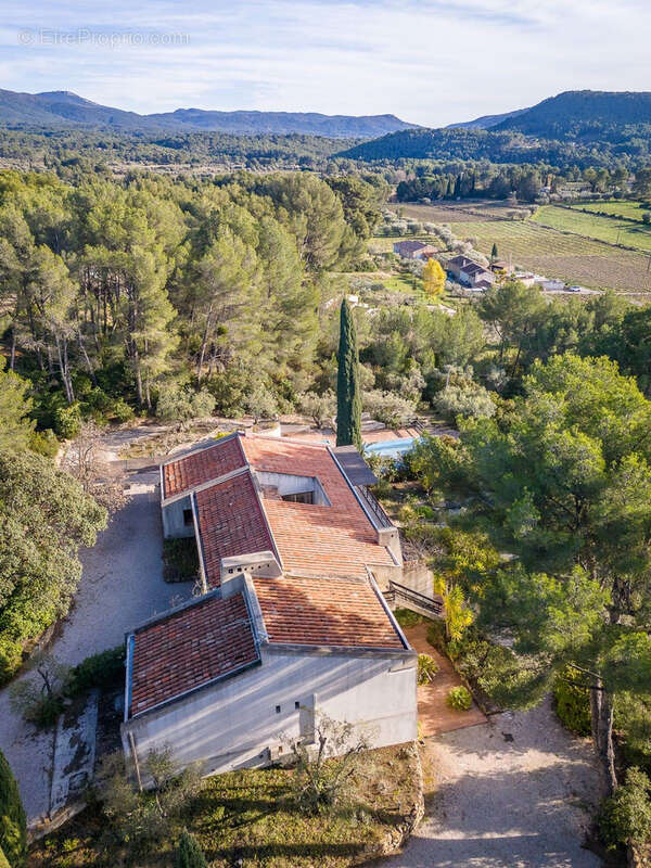 Maison à LE CASTELLET