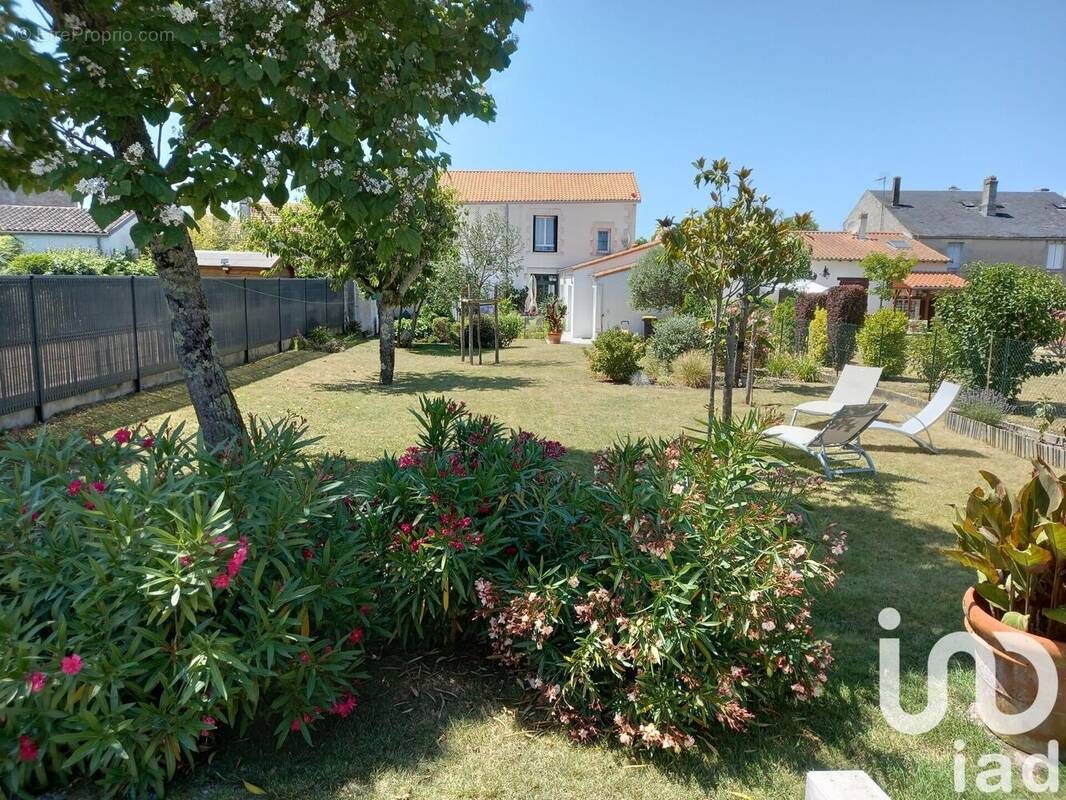 Photo 1 - Maison à SAUJON