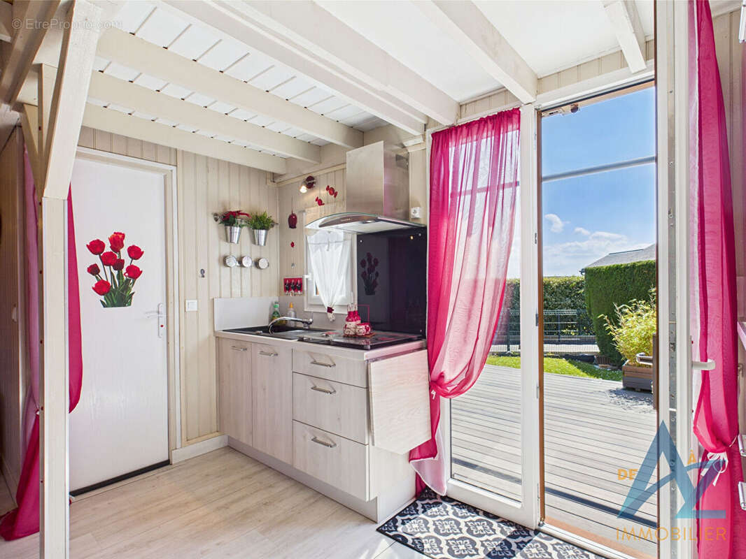 Maison à MERVILLE-FRANCEVILLE-PLAGE