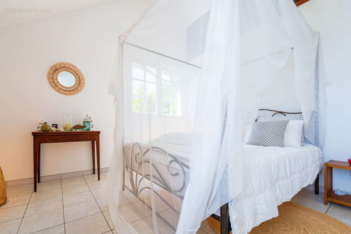 Maison à SAINT-DENIS