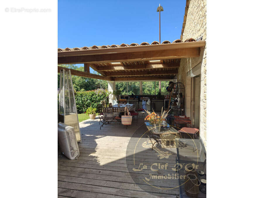 Maison à LES ADRETS-DE-L&#039;ESTEREL