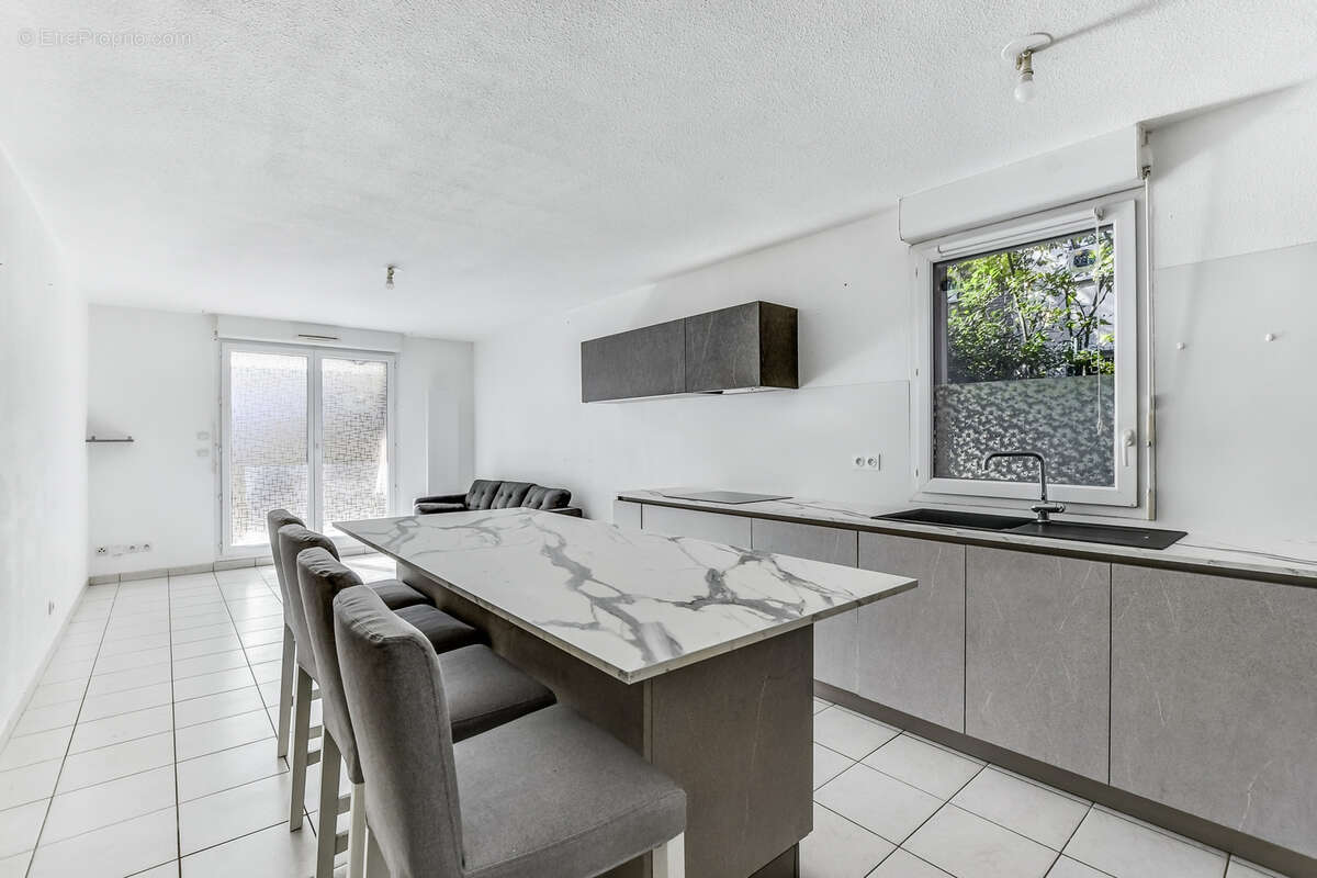 Appartement à RAMONVILLE-SAINT-AGNE