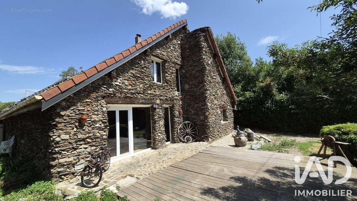 Maison 200 m² à La Mure  - photo 3