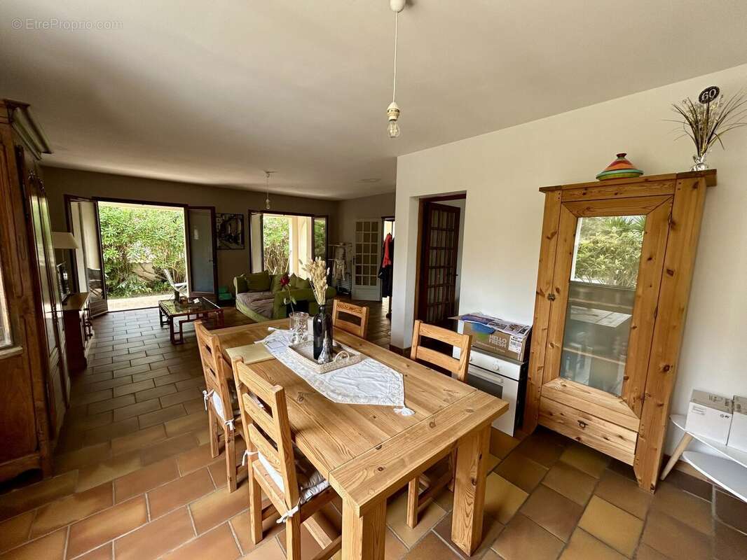 Maison à MARGUERITTES